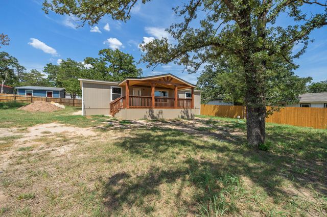 178 Moon Mist DR, Bastrop, TX 78602