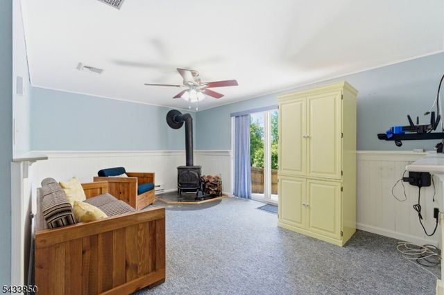 150 Rollins Trl, Hopatcong Boro, NJ 07843