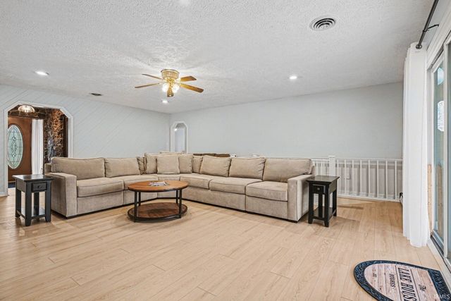 11418 N Fascination Way, Cromwell, IN 46732