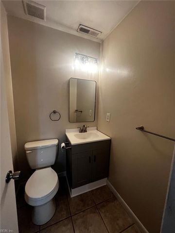 2741 Colonial DR, Suffolk, VA 23435