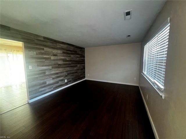 2741 Colonial DR, Suffolk, VA 23435