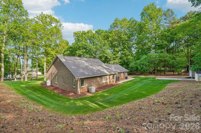 361 Stonemarker Road, Mooresville, NC 28117