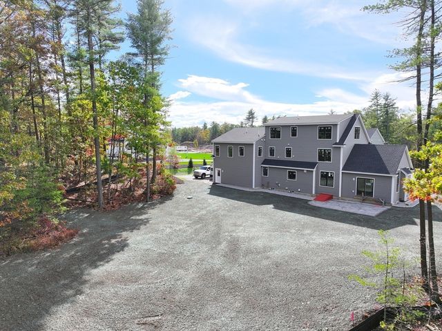 15 Hayes Woods Lane, Groton, MA 01450