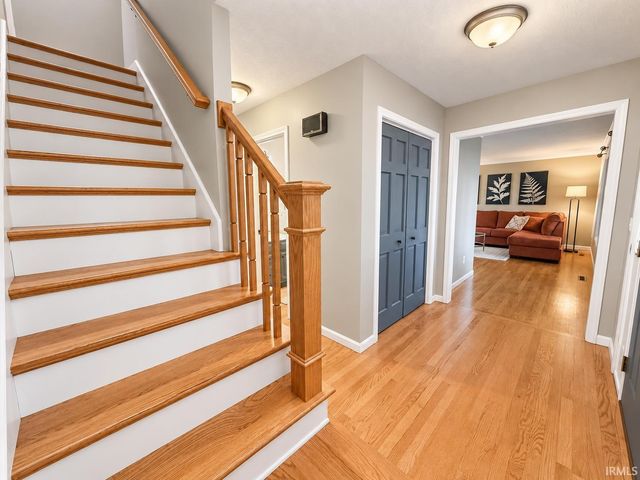 12261 Settlers Cove Court, Granger, IN 46530
