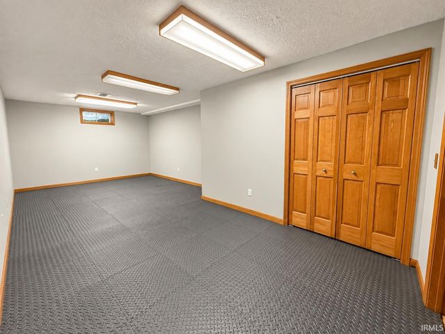 12261 Settlers Cove Court, Granger, IN 46530