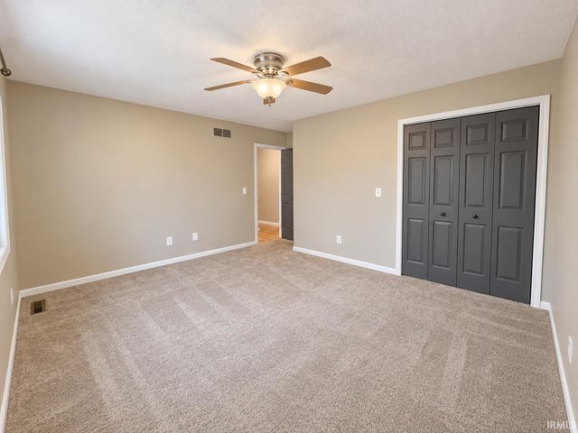 12261 Settlers Cove Court, Granger, IN 46530