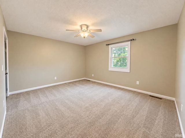 12261 Settlers Cove Court, Granger, IN 46530