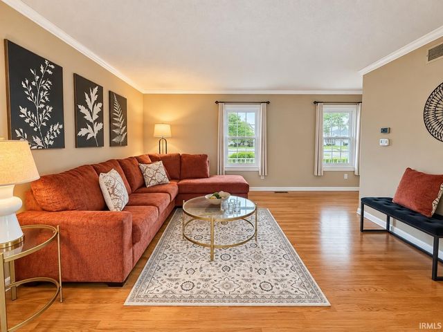 12261 Settlers Cove Court, Granger, IN 46530