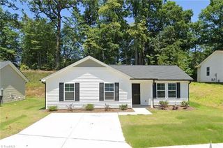 3173 Misty Ridge Drive, Winston-salem, NC 27107