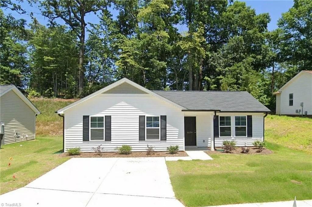 3173 Misty Ridge Drive, Winston-salem, NC 27107