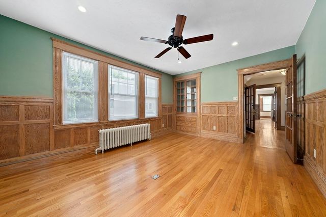 9 Parkwood Ter, Boston, MA 02130