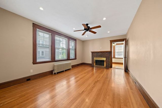 9 Parkwood Ter, Boston, MA 02130