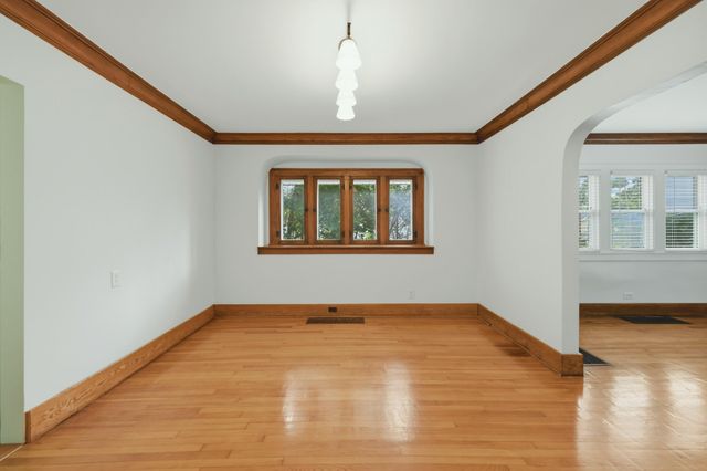 249 Ne Fairbanks Street, City Of Grand Rapids, MI 49503