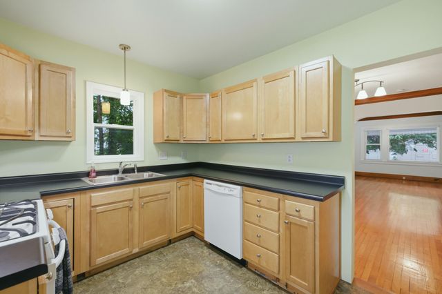 249 Ne Fairbanks Street, City Of Grand Rapids, MI 49503