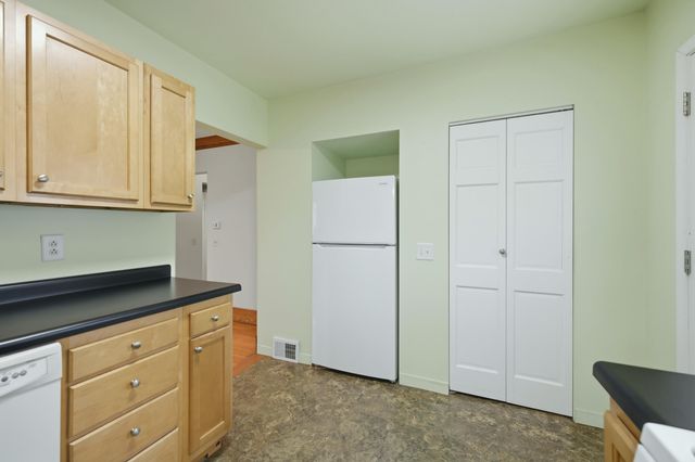 249 Ne Fairbanks Street, City Of Grand Rapids, MI 49503