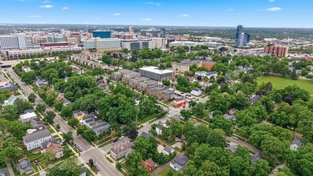 249 Ne Fairbanks Street, City Of Grand Rapids, MI 49503