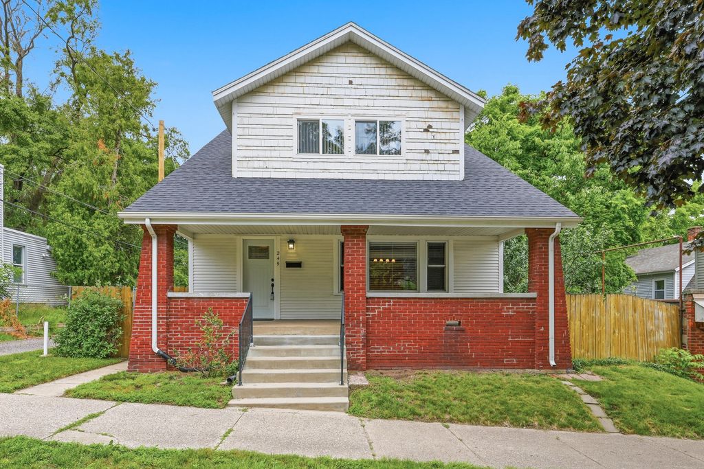 249 Ne Fairbanks Street, City Of Grand Rapids, MI 49503