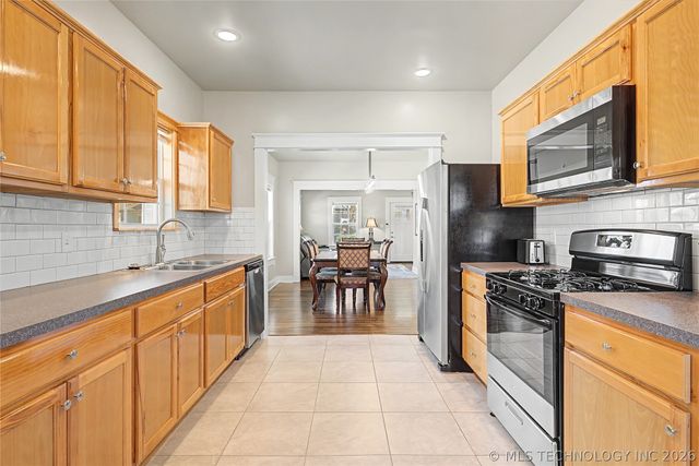 510 S Yorktown Avenue, Tulsa, OK 74104