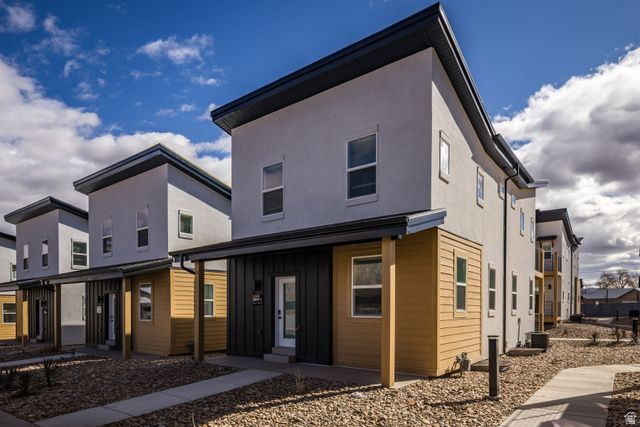 2910 E DESERT SOL CT, Moab, UT 84532