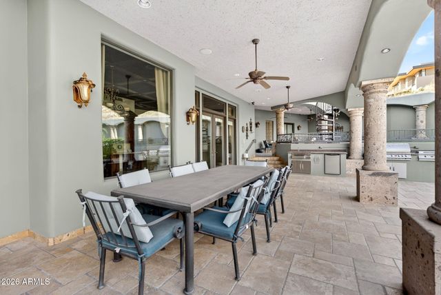 13811 S CANYON Drive, Phoenix, AZ 85048