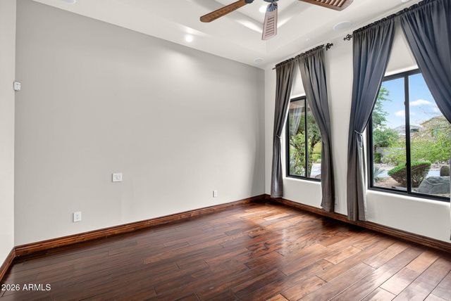 13811 S CANYON Drive, Phoenix, AZ 85048