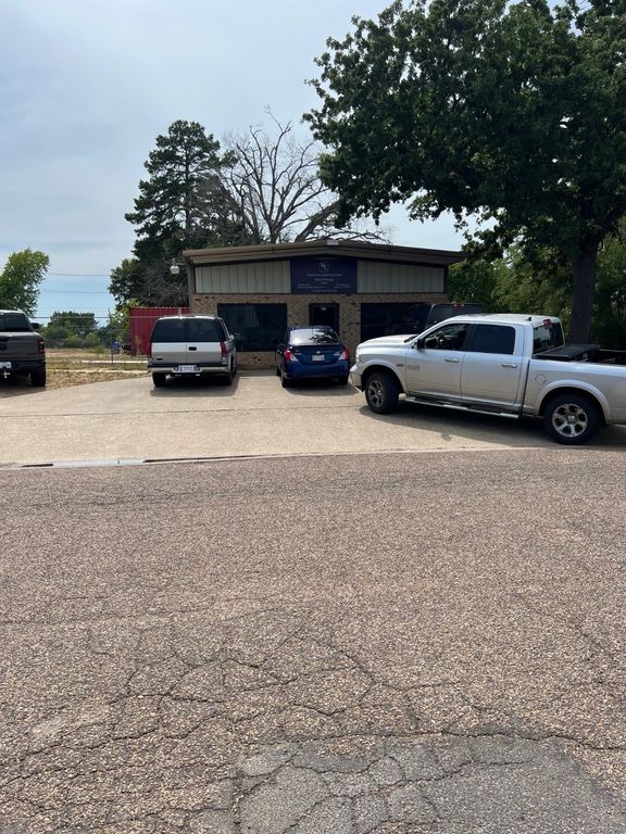 100 Mccaleb Street, Athens, TX 75751