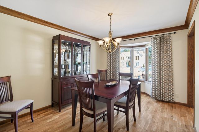 3435 Rosewood Lane N, Plymouth, MN 55441