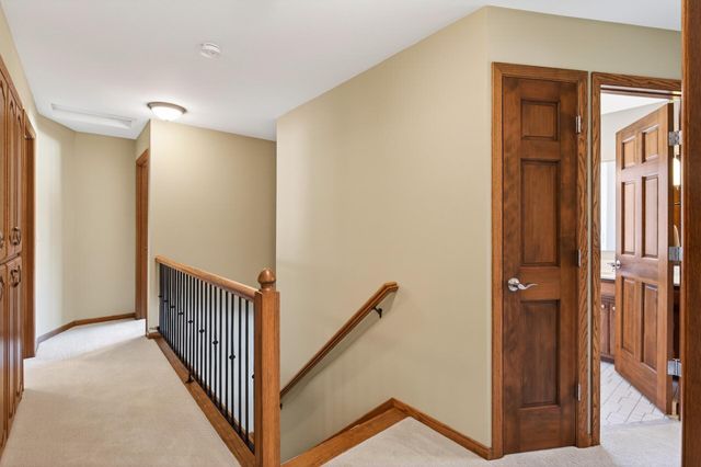 3435 Rosewood Lane N, Plymouth, MN 55441