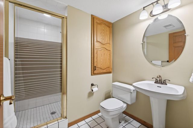 3435 Rosewood Lane N, Plymouth, MN 55441