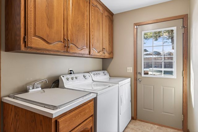 3435 Rosewood Lane N, Plymouth, MN 55441