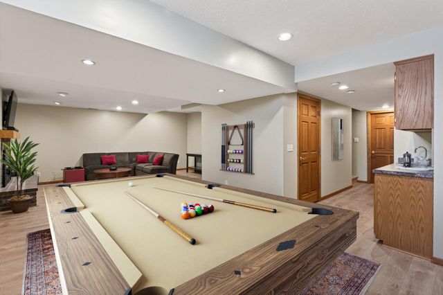 3435 Rosewood Lane N, Plymouth, MN 55441