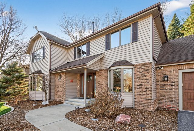 3435 Rosewood Lane N, Plymouth, MN 55441