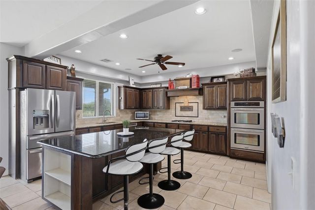 9329 NW 134th Terrace, Yukon, OK 73099
