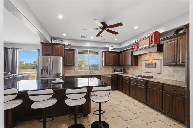 9329 NW 134th Terrace, Yukon, OK 73099
