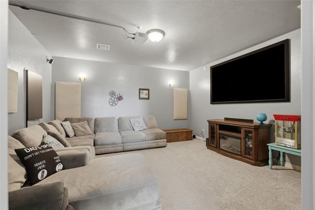 9329 NW 134th Terrace, Yukon, OK 73099