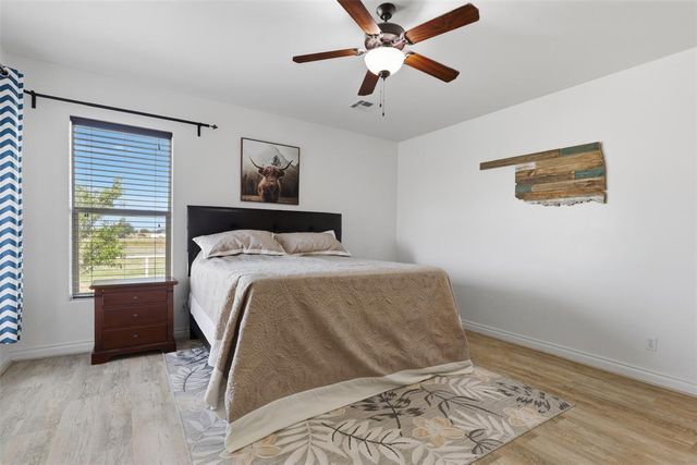 9329 NW 134th Terrace, Yukon, OK 73099