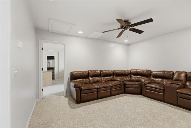 9329 NW 134th Terrace, Yukon, OK 73099