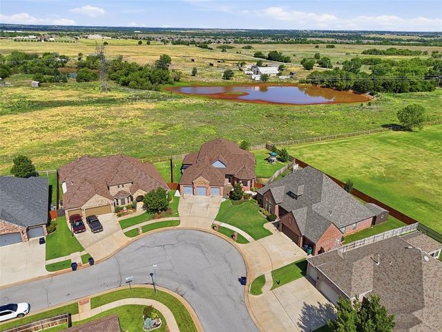 9329 NW 134th Terrace, Yukon, OK 73099