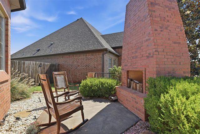 9329 NW 134th Terrace, Yukon, OK 73099