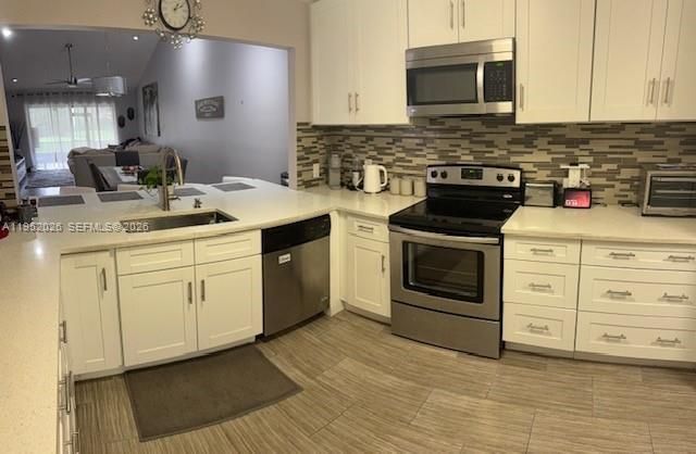 330 Lakeside Ct 206, Sunrise, FL 33326