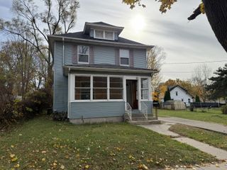 213 E High Street, Jackson City, MI 49203