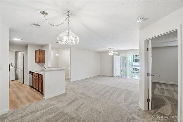 12071 Carrington Lane 101, Symmes Twp, OH 45140