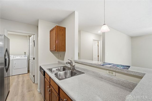 12071 Carrington Lane 101, Symmes Twp, OH 45140