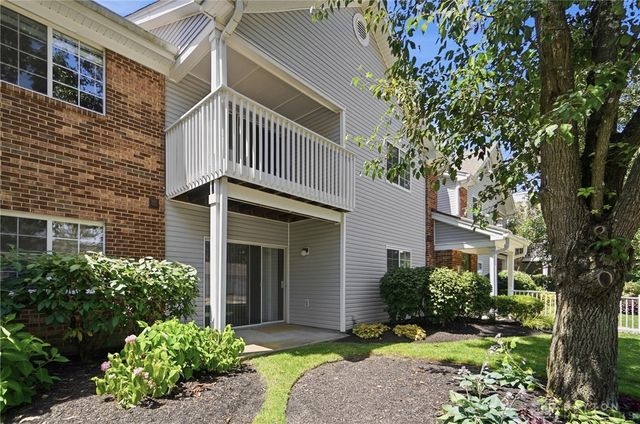 12071 Carrington Lane 101, Symmes Twp, OH 45140