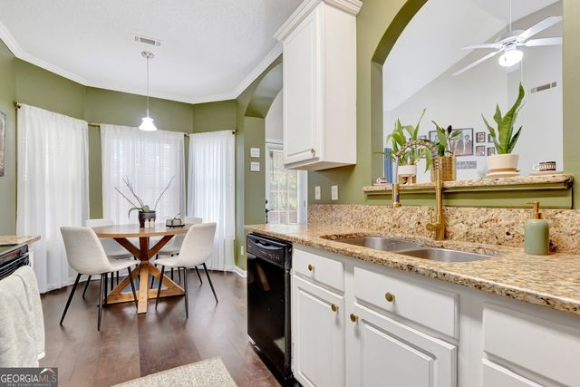 306 Freeman Forest Drive, Newnan, GA 30265