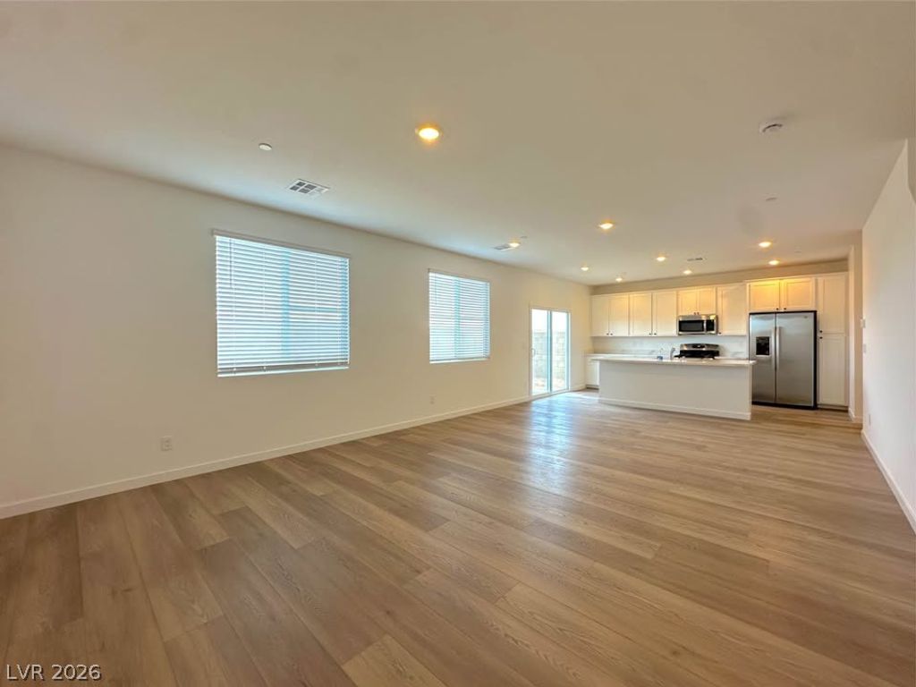 521 Daphne Terrace Street, Henderson, NV 89011 — photo 2