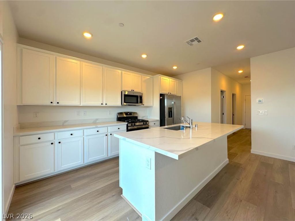 521 Daphne Terrace Street, Henderson, NV 89011 — photo 4