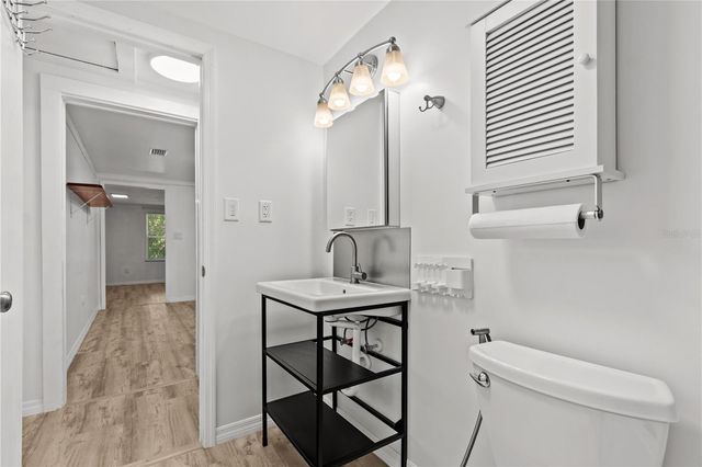 2303 45TH STREET E, Bradenton, FL 34208