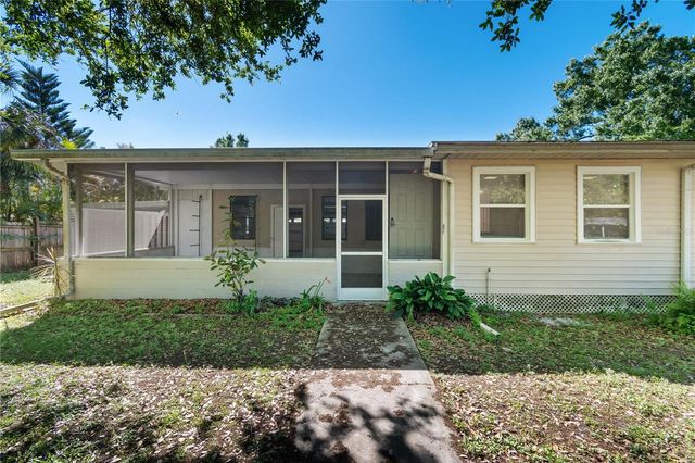 2303 45TH STREET E, Bradenton, FL 34208