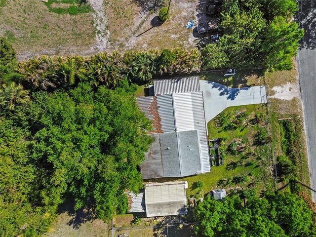 2303 45TH STREET E, Bradenton, FL 34208